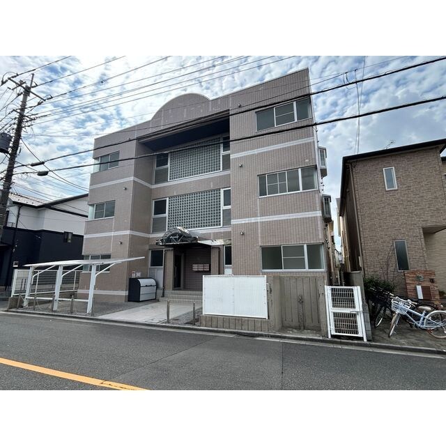 uハウスの物件外観写真