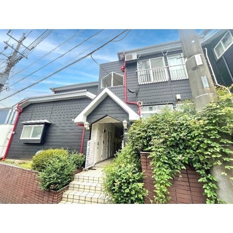 Reno所沢の物件外観写真