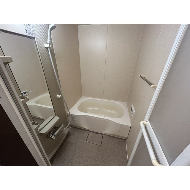 アンジュエールBの物件内観写真