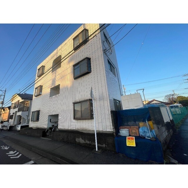 レインボーロッジの物件外観写真