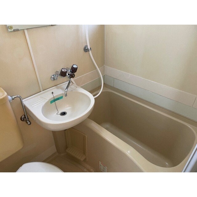 ローズアパートR-18の物件内観写真