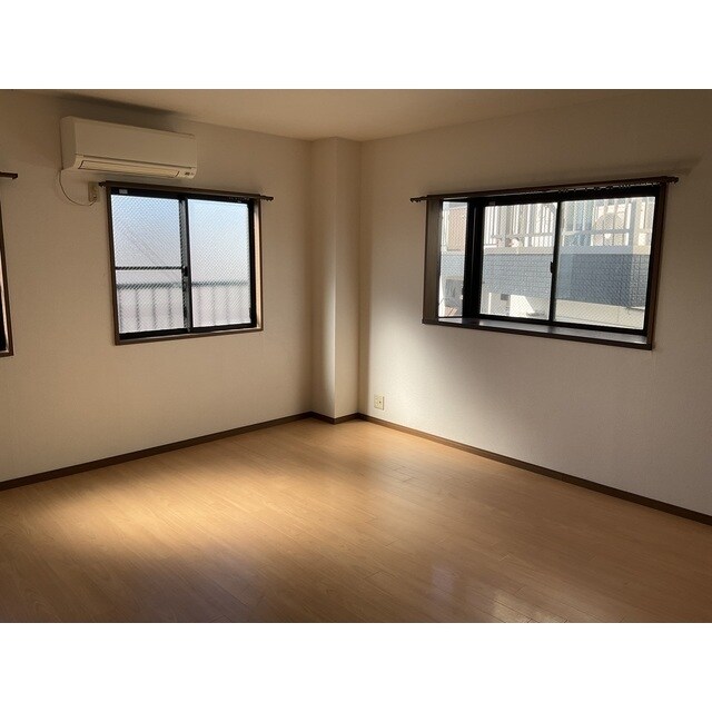 プレゼントコートの物件内観写真