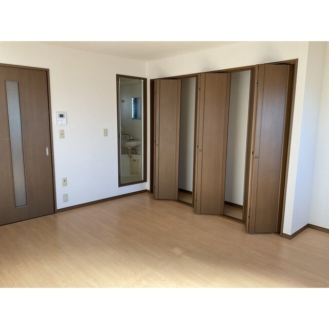 プレゼントコートの物件内観写真