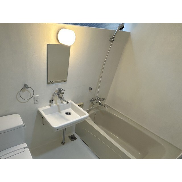 バイカーズアパートメントの物件内観写真