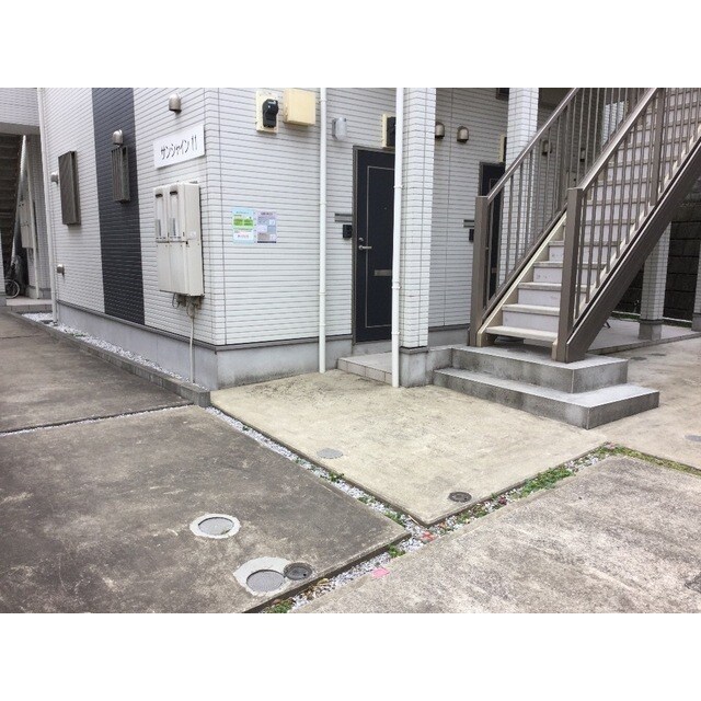 サンシャイン11の物件外観写真