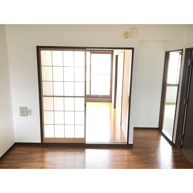 グランデュールパレスの物件内観写真