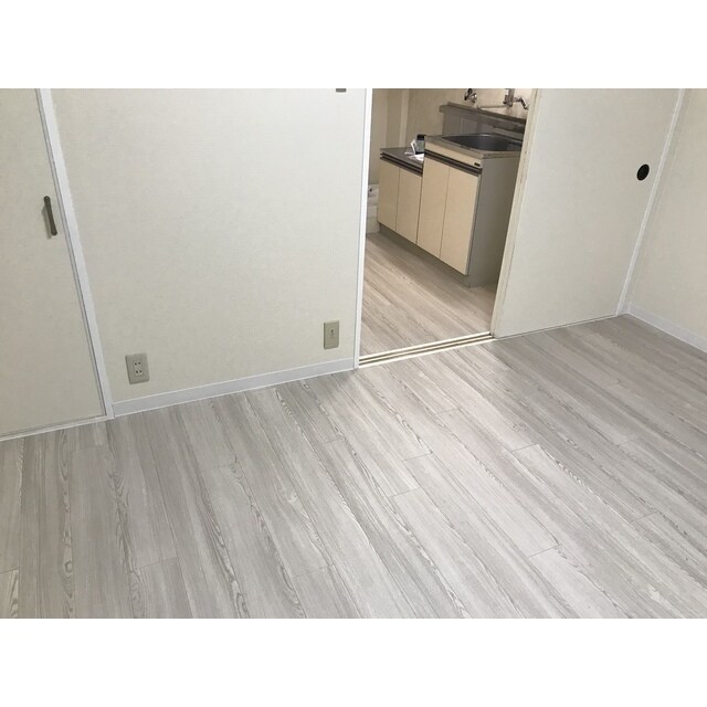 リエス伊勢原の物件内観写真