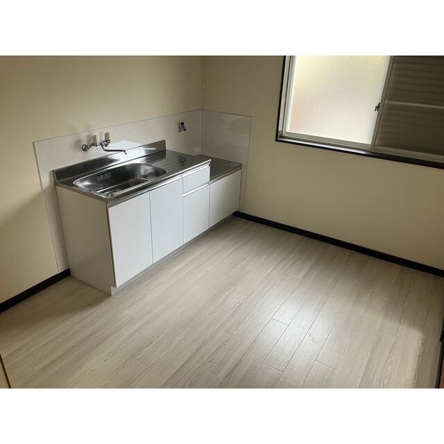 ハイツ下原A棟の物件内観写真