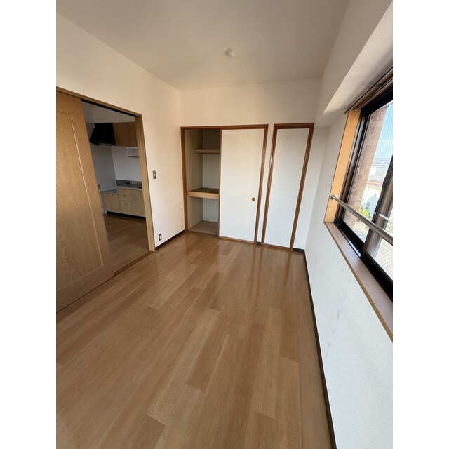 フローラ大塚弐番館の物件内観写真