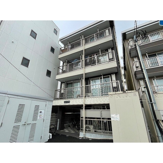 川口プラザＤの物件外観写真