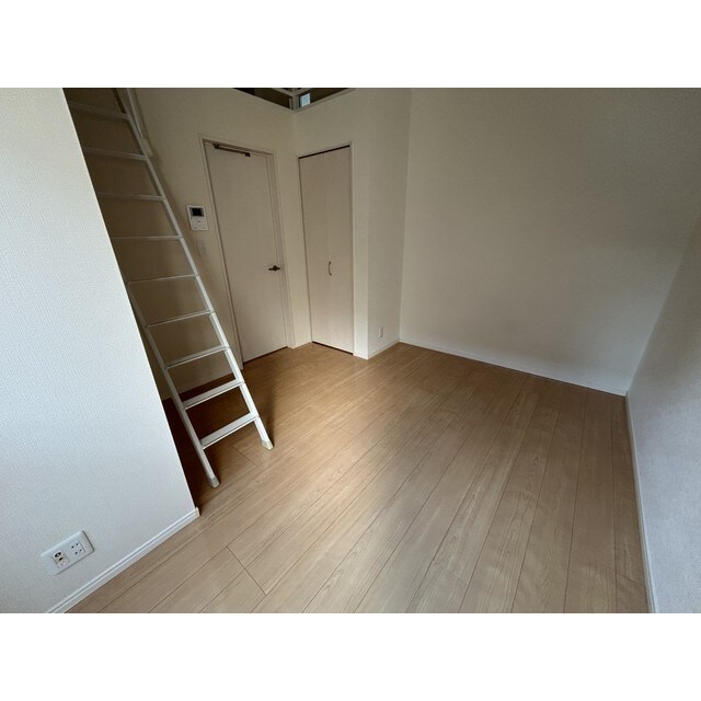 シャテーニュの物件内観写真