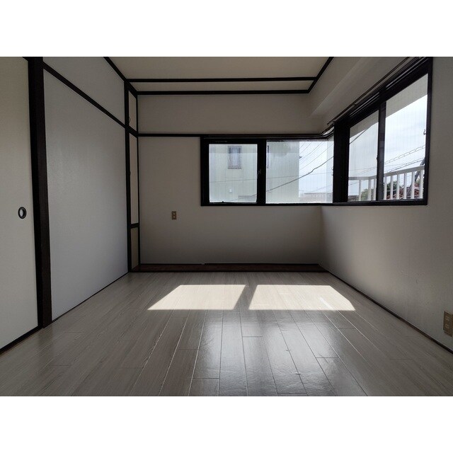 ツルオカハイツの物件内観写真