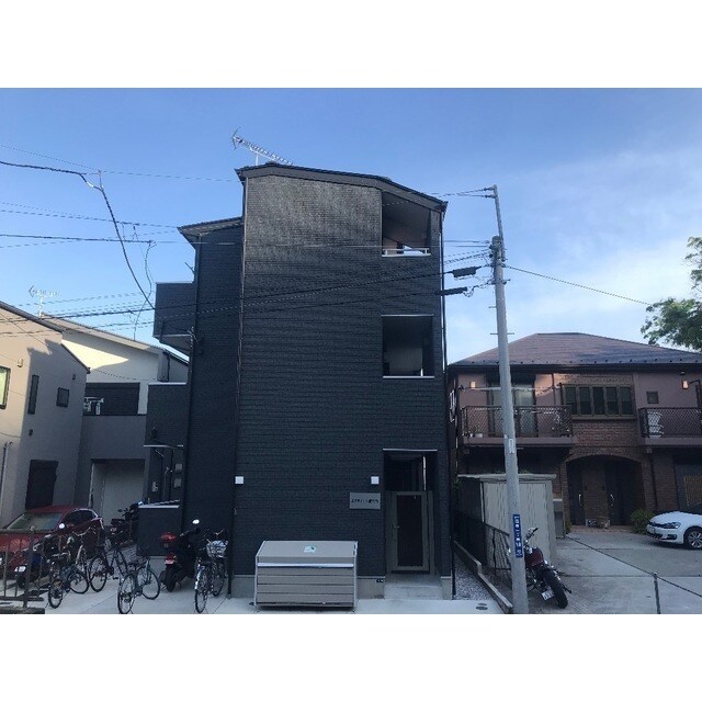 エステイトB能見台　の物件外観写真