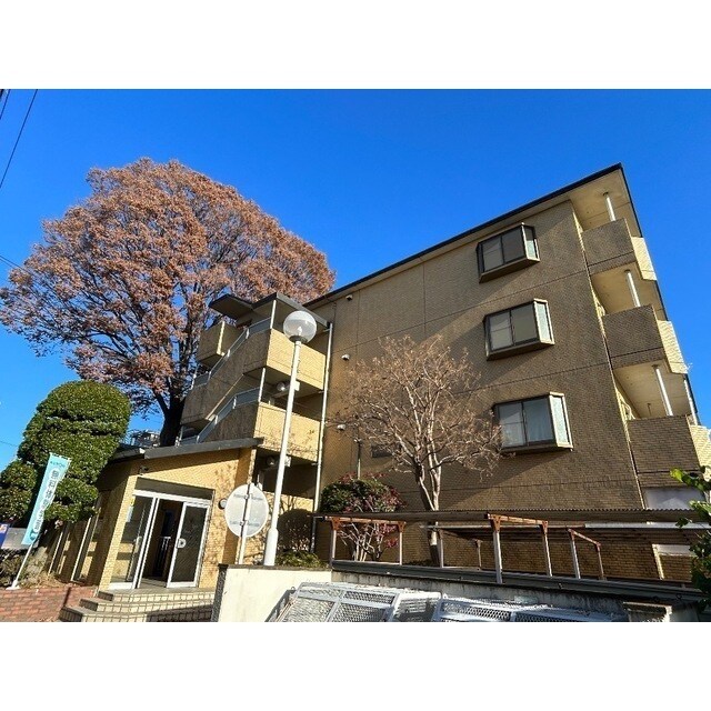 信栄マンションの物件外観写真