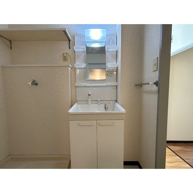 信栄マンションの物件内観写真