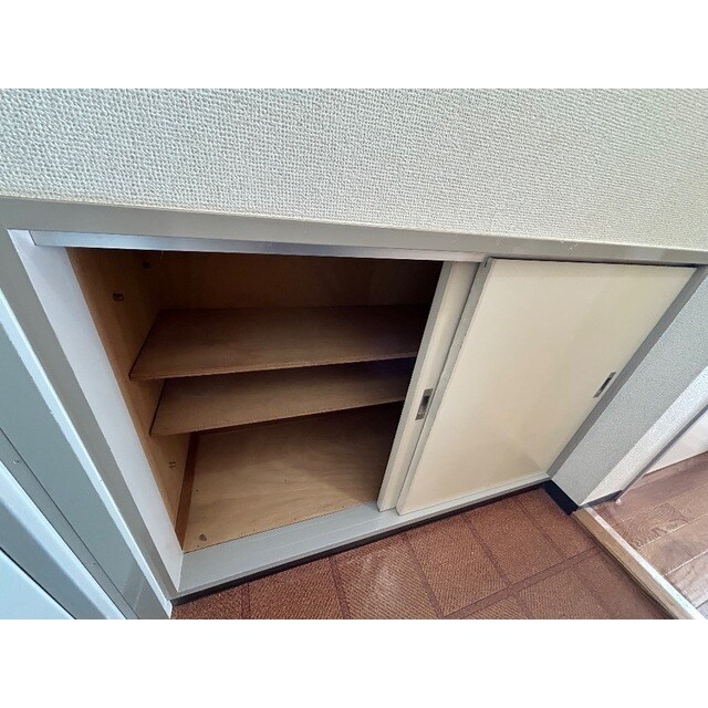 信栄マンションの物件内観写真