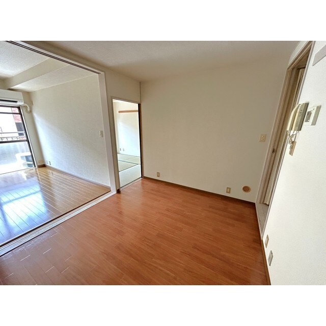 ホワイトパレス大宮の物件内観写真