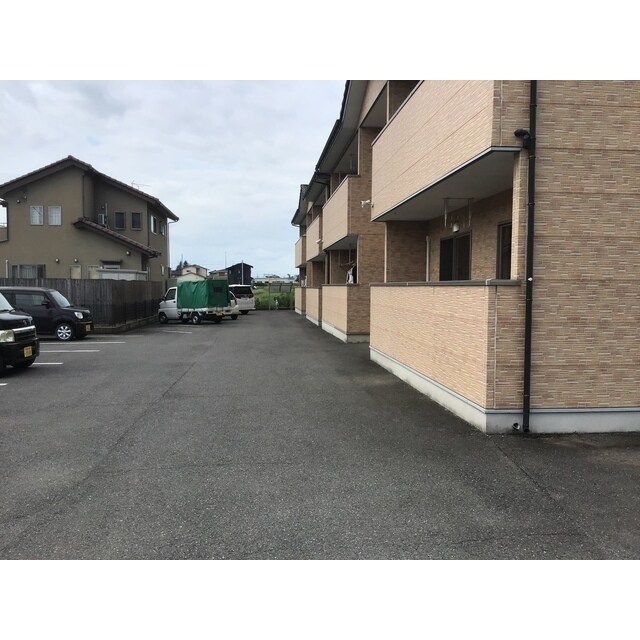 ハニーハウスAの物件外観写真