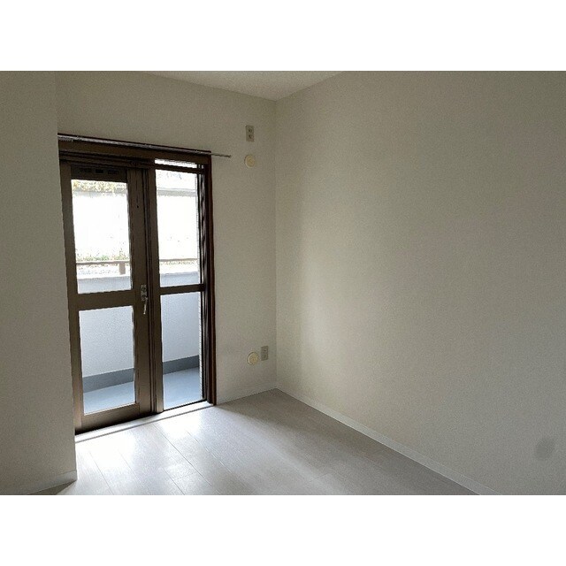 読売ランド第一マンションズの物件内観写真