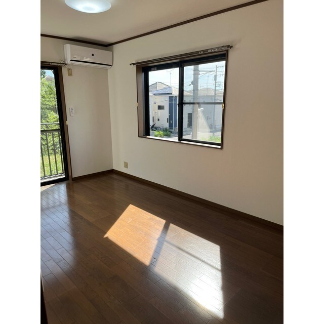 メゾン・ラフィーネⅡの物件内観写真