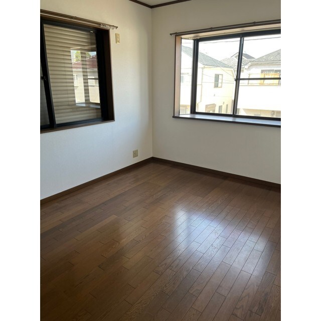 メゾン・ラフィーネⅡの物件内観写真