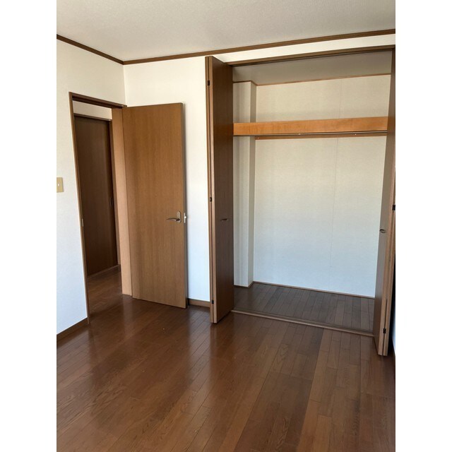 メゾン・ラフィーネⅡの物件内観写真