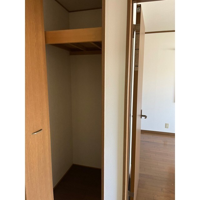 メゾン・ラフィーネⅡの物件内観写真