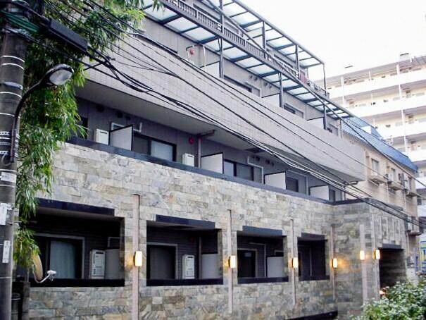 新宿三丁目駅 徒歩4分 4階の物件外観写真