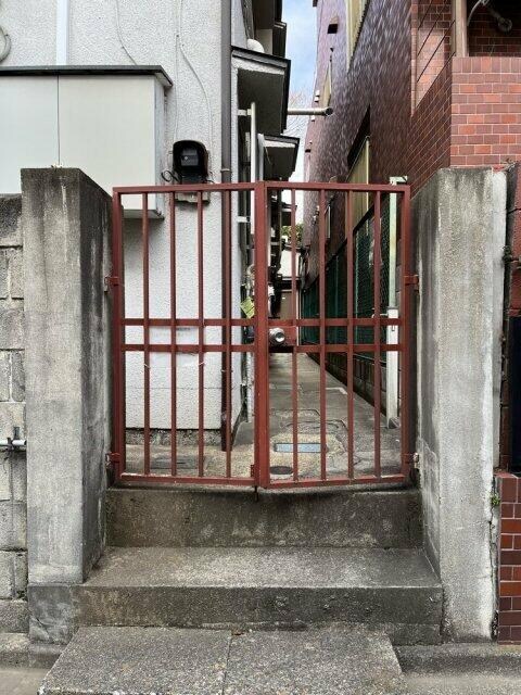 早稲田駅 徒歩4分 2階の物件外観写真