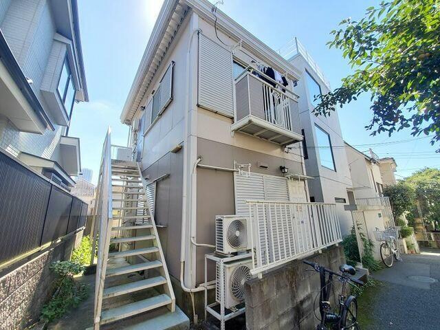 東新宿駅 徒歩7分 1階の物件外観写真