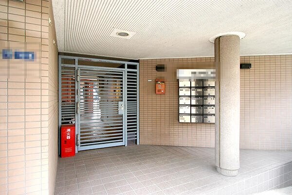 赤羽駅 徒歩3分 2階の物件外観写真