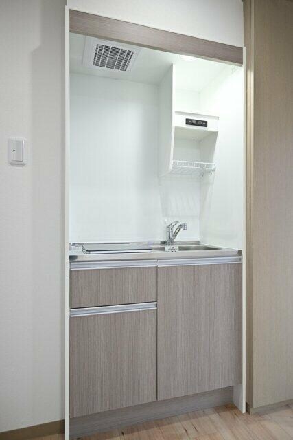 西川口駅 徒歩4分 2階の物件内観写真