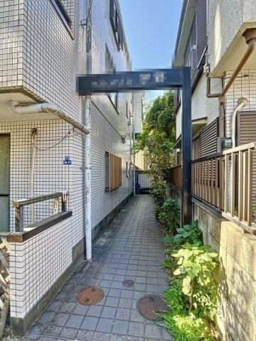 高田馬場駅 徒歩12分 2階の物件外観写真