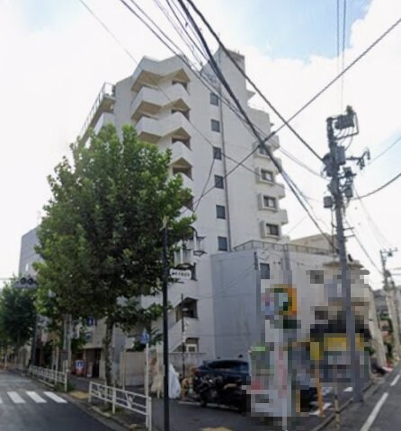 南新宿駅 徒歩3分の物件外観写真