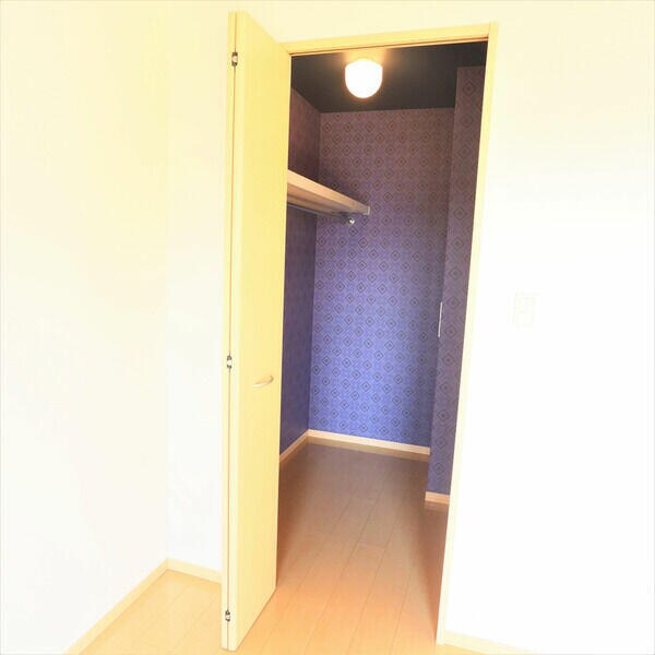 武蔵浦和駅 徒歩20分 2階の物件内観写真