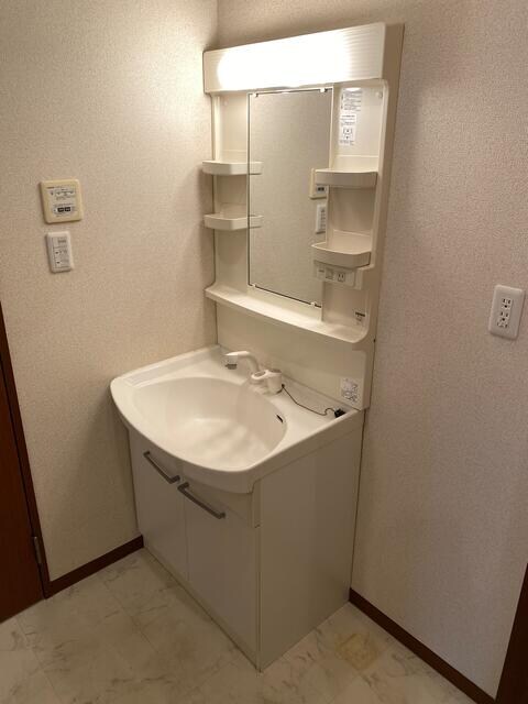 蕨駅 徒歩14分 1階の物件内観写真