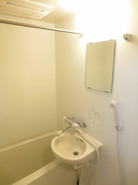 駒込駅 徒歩3分 2階の物件内観写真