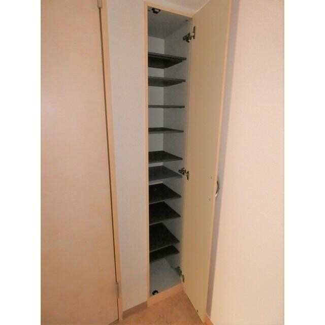 上野駅 徒歩11分 5階の物件内観写真