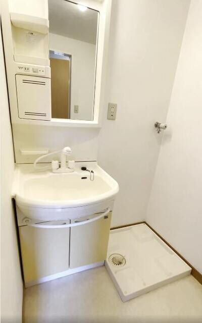 目黒駅 徒歩13分 1階の物件内観写真