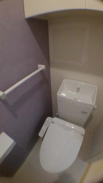 プリムローズガーデンIの物件内観写真