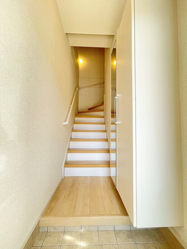 プリムローズガーデンIの物件内観写真