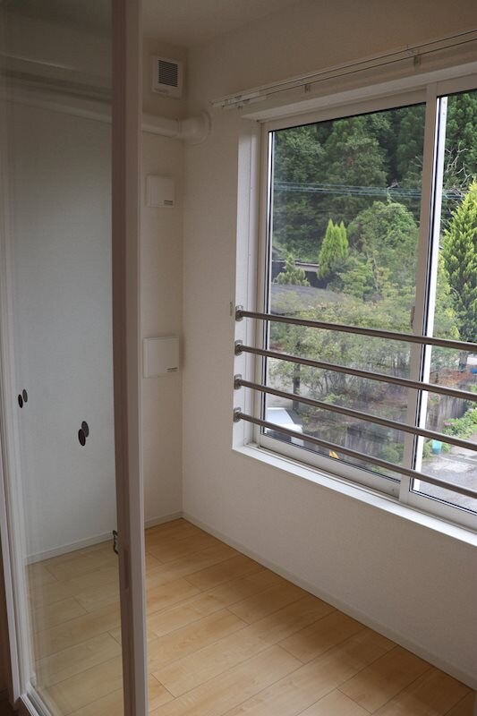 プリムローズガーデンIの物件内観写真