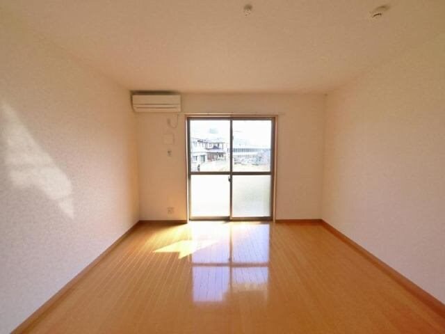 アムールサガンの物件内観写真