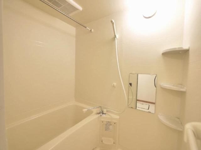 アムールサガンの物件内観写真