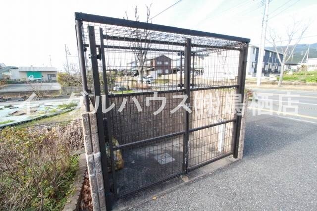 アムールサガンの物件内観写真