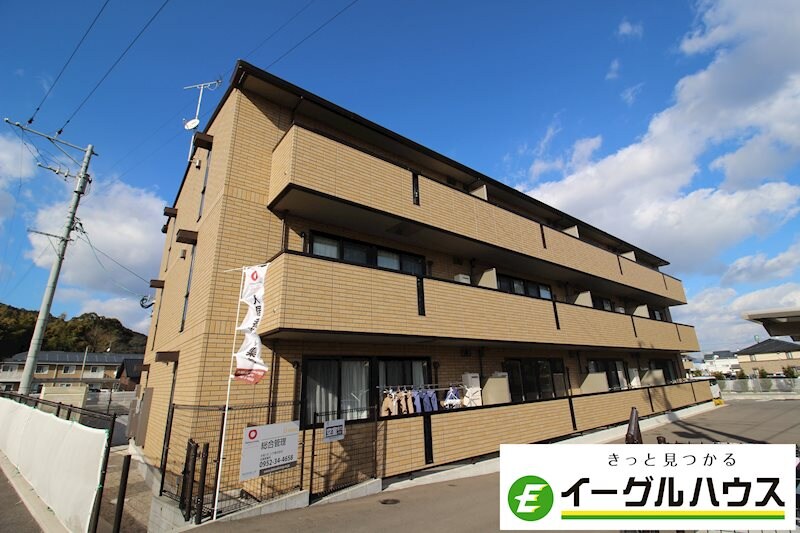 ウエストコート古賀IIの物件外観写真