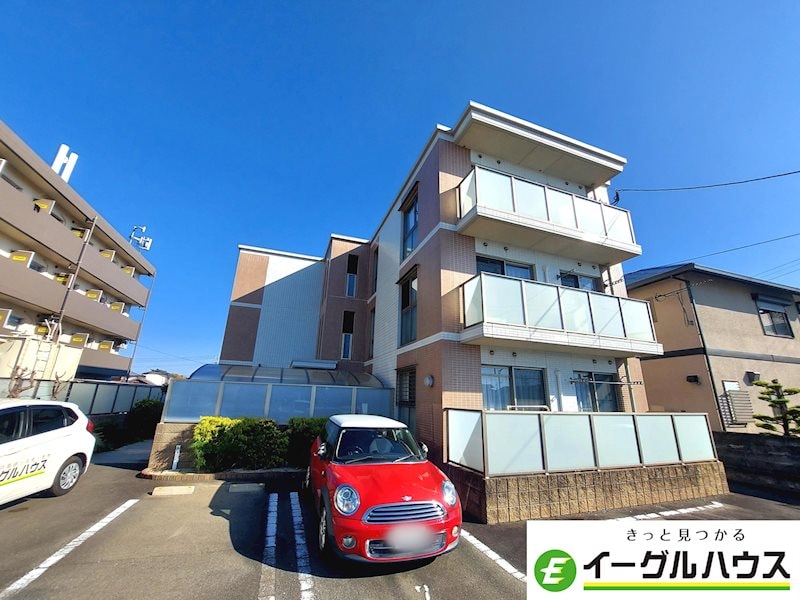 アインス繍音の物件外観写真