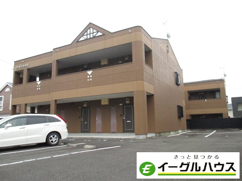 サンテラスの物件外観写真