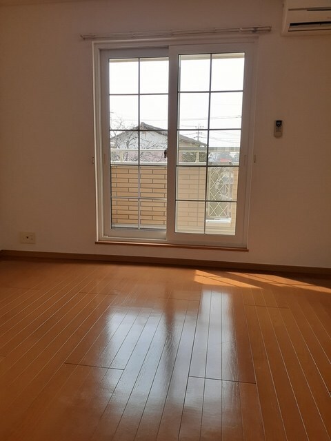 メゾン・ドゥ・シャルマン弐番館の物件内観写真