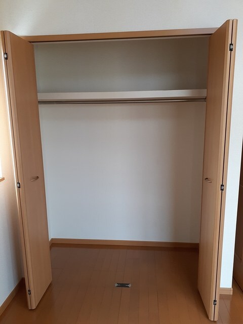 メゾン・ドゥ・シャルマン弐番館の物件内観写真